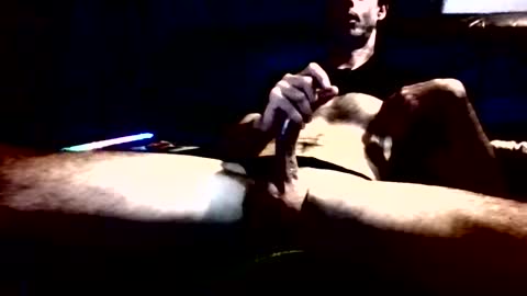 kit_walker101 online show from April 8, 12:47 pm