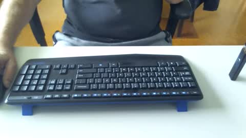 kiwiguy17 online show from October 24, 12:24 am