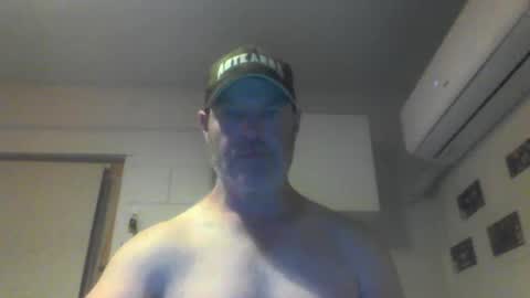 kiwiguy19773 online show from January 29, 8:51 am