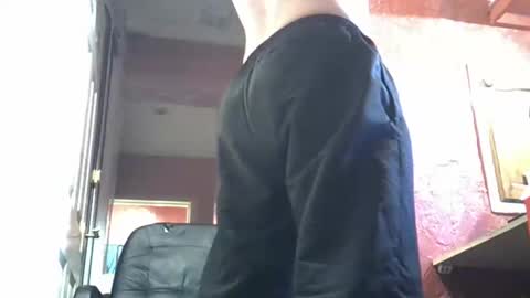 klovesu2000 online show from February 8, 7:16 pm