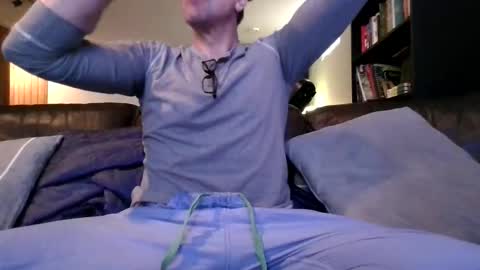 Knight3975 online show from March 17, 9:17 pm