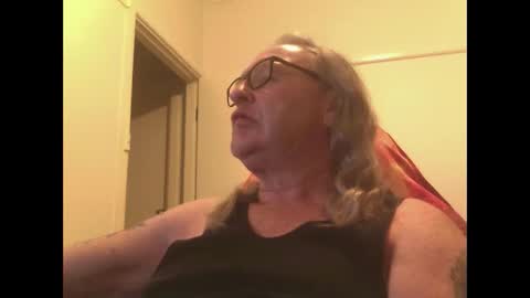 knobout online show from November 25, 10:17 am