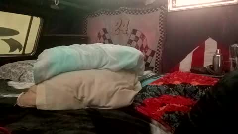 knock2wice1975 online show from January 26, 12:33 pm