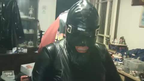 LatexPeti online show from April 7, 10:21 pm