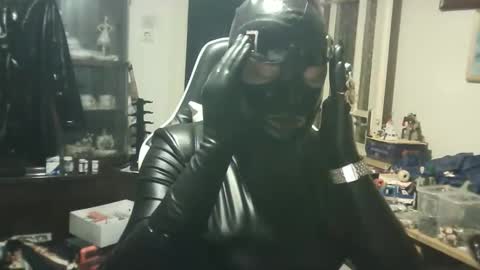 LatexPeti online show from April 8, 11:46 pm