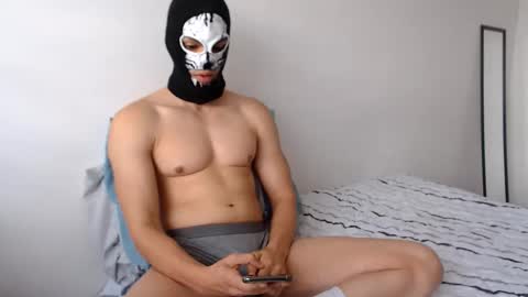 kraison66 online show from May 19, 7:20 pm