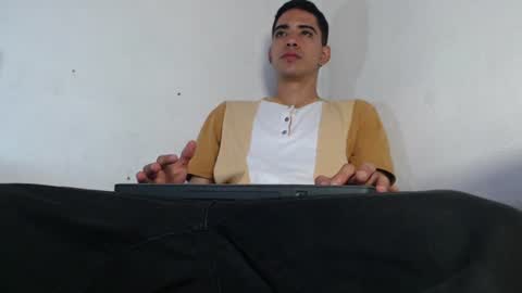 kratoswolf online show from July 13, 5:48 pm
