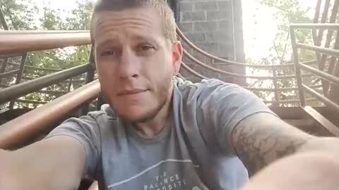 kriskoch1 online show from October 15, 6:26 pm