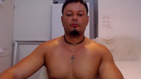 Kristian Mendoza online show from October 15, 9:55 pm