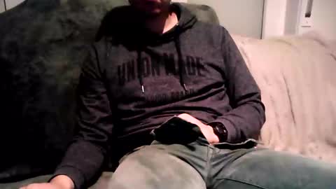 Snapshot of kristoffer220 chatting on March 8, 8:02 pm kristoffer220 online show from March 8, 8:02 pm