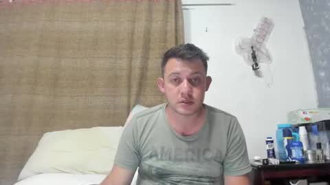 krlozvelasco online show from January 5, 5:09 am