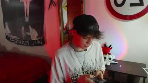 Snapshot of krye_x chatting on September 23, 6:13 am Zack online show from September 23, 6:13 am