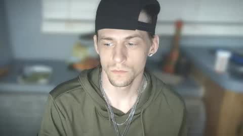 krytiar1992 online show from April 10, 9:27 am