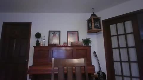 kskander19 online show from October 30, 5:36 pm