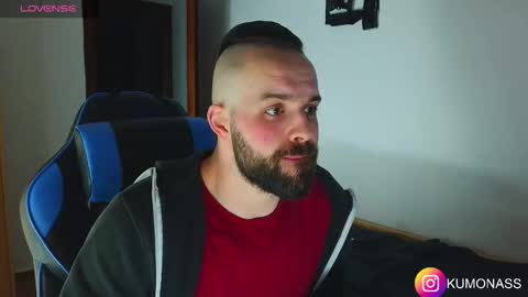 kumonass online show from March 4, 7:10 pm