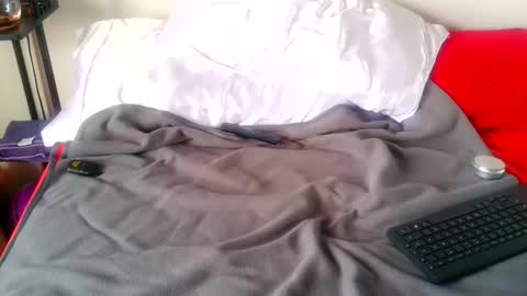 Ohm. online show from April 20, 10:12 pm