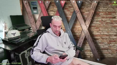 kuruptxxx online show from January 17, 10:38 pm