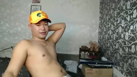 kuyakuysdaks21 online show from April 14, 5:07 am