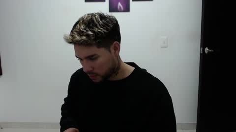 Kyle Wilson   Follow me online show from September 24, 8:57 am