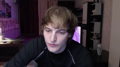 l1onkennedy online show from December 4, 8:27 pm