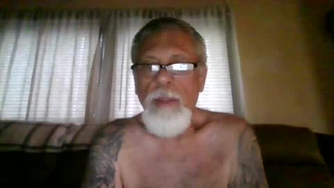 laidbackluxury online show from July 17, 9:49 am