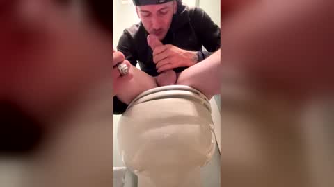 landscaper11 online show from April 9, 11:38 am