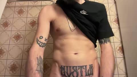 Lara Blaze online show from April 4, 8:00 am