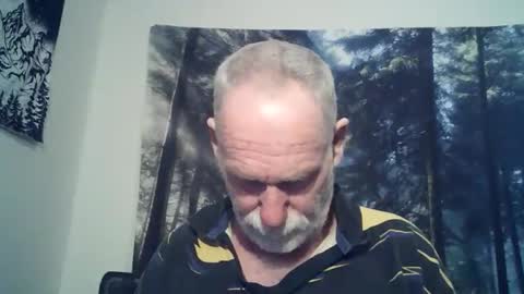 Larbie online show from January 14, 10:31 am