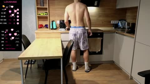 Snapshot of larstar01 chatting on January 26, 2:30 pm Lars online show from January 26, 2:30 pm