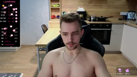 Snapshot of larstar01 chatting on January 21, 6:34 am Lars online show from January 21, 6:34 am