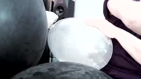 latexchris77 online show from March 21, 10:09 am