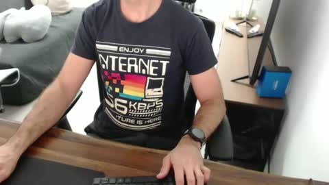 latexdave84 online show from December 1, 12:57 am