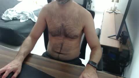 latexdave84 online show from April 21, 10:32 am