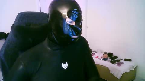 latexminheadroom online show from February 24, 2:45 am