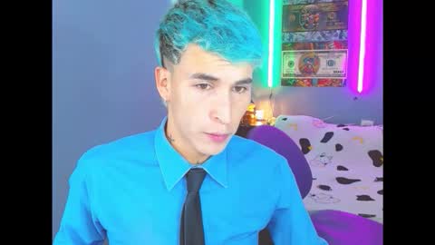 SANTI  AND JORDAN online show from October 10, 3:00 am