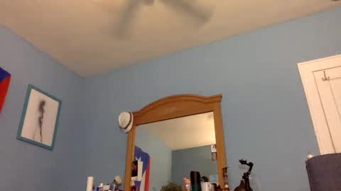 Chris online show from September 29, 7:10 pm