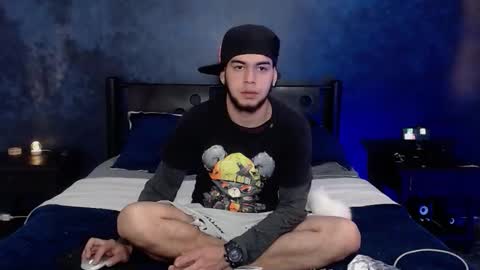 Men online show from February 24, 6:08 pm