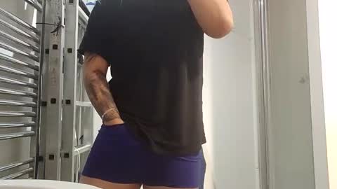 latino8484 online show from January 28, 7:22 am