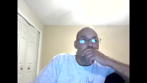 latinoinfla online show from December 25, 1:53 am