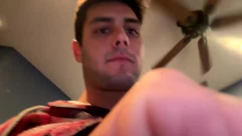 leaderzac online show from April 13, 8:26 am