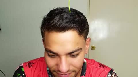 Leandro online show from December 24, 10:39 pm