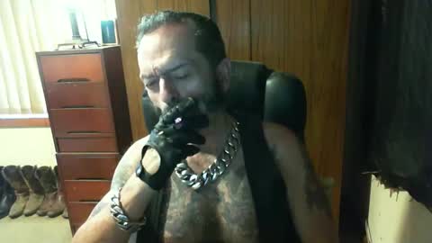 leathergreaser online show from February 2, 12:09 am