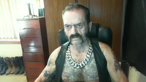 leathergreaser online show from March 12, 6:51 am