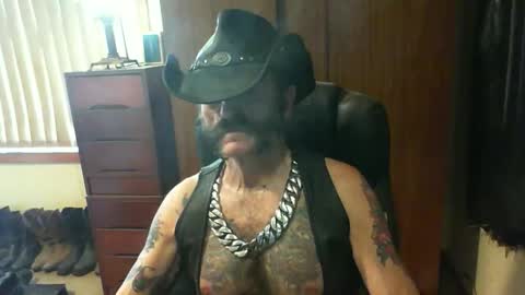 leathergreaser online show from September 29, 12:31 am