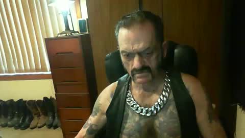 leathergreaser online show from December 10, 8:05 pm