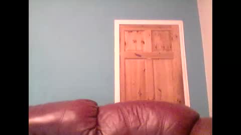 leatherpants68 online show from December 21, 8:39 pm