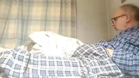 lechertachatte4444 online show from November 28, 11:50 pm