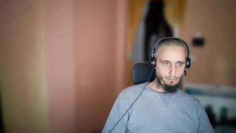 lefrenchiies online show from November 25, 3:36 pm