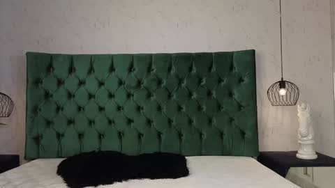 leo online show from December 21, 2:09 am