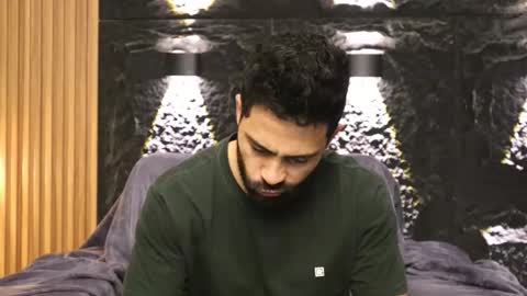 Leo  Diaz online show from March 8, 4:27 am